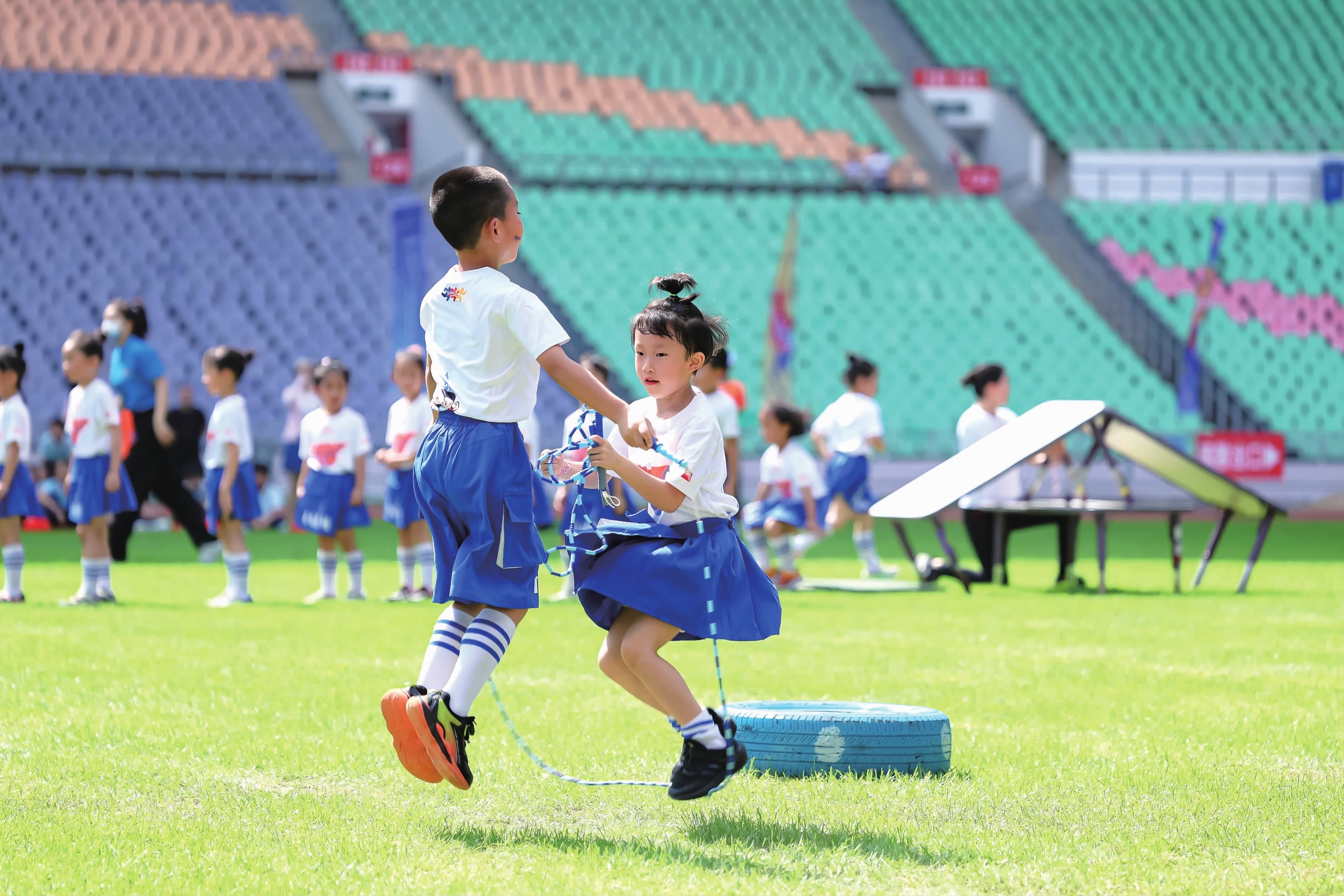 中足联和英超联合举办青训交流会，三家英超劲旅代表出席